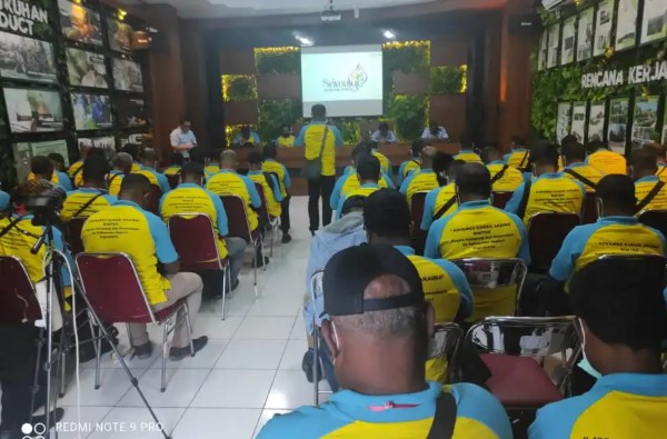 Belajar Bersama 38 Kepala Kampung se Kabupaten Supiori Papua
